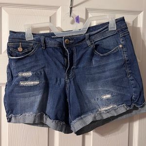 Woman’s jeans shorts
